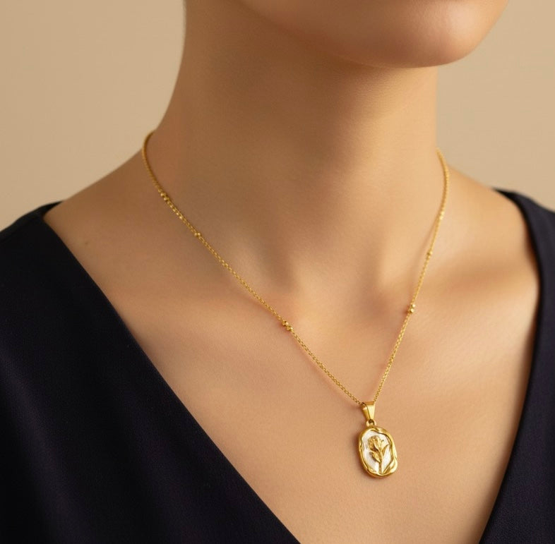 Gold Floral Pendant Necklace