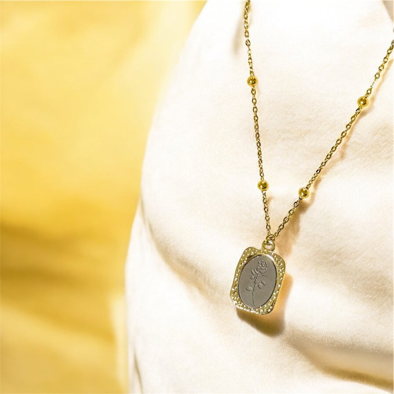 Gold Stainless Steel Pendant Necklace – Waterproof, Anti Tarnish, Beaded Chain
